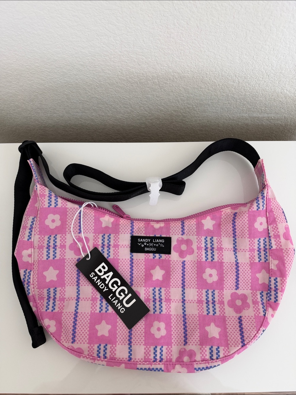 NWT Baggu Sandy Liang Medium Crescent in Market Plaid Pink